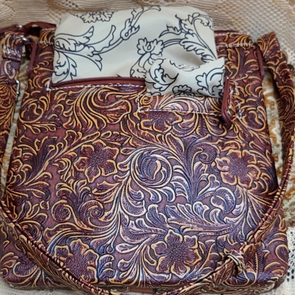 NWOT Dragonfly Faux Leather Purse Wallet Rhinestones Western Tooling Crossbody - Picture 15 of 16